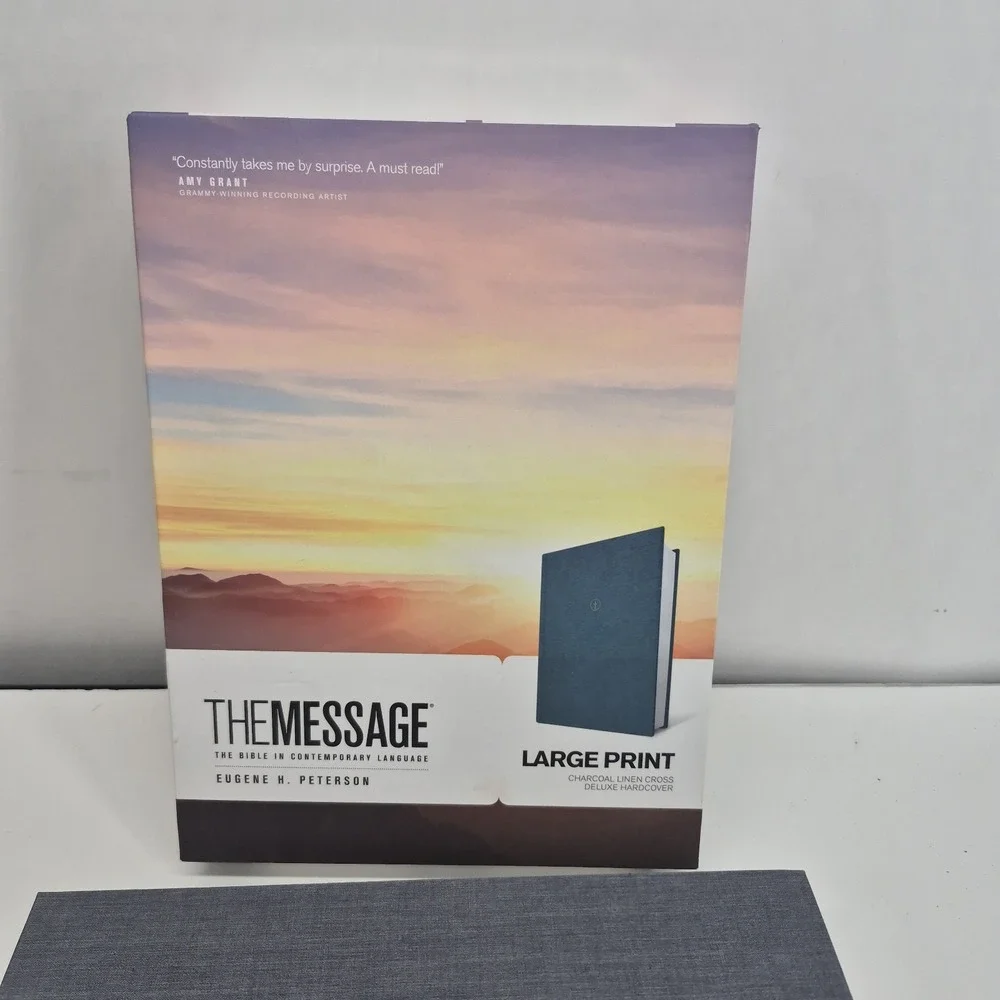 The Message Bible Large Print by Eugene H. Peterson (2016, Hardcover)